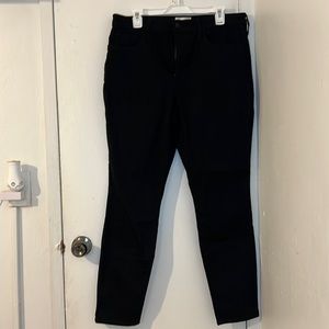 Black high rise skinny jeans by Universal Thread